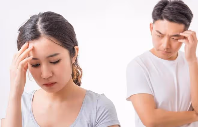 老公出差,我帶兒子去海邊,在餐廳看到那張照片後,回家果斷離婚