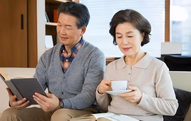 我58歲和老教授搭夥,他退休金任我花,兩個月後散夥:不伺候了