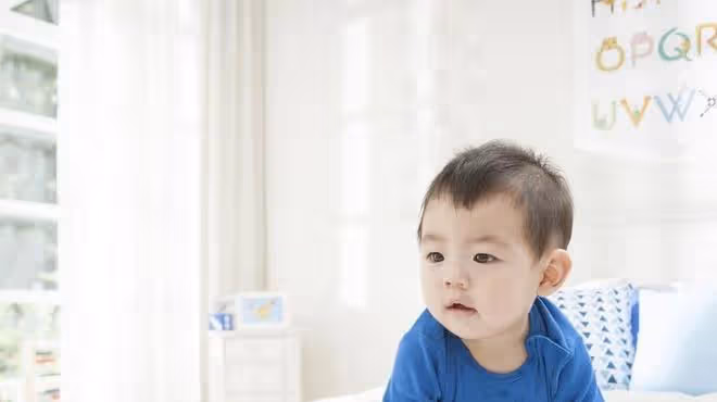 寶寶坐立、爬行、站立、走路的正確月齡, 快看你家娃合格了嗎?
