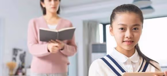 孩子多大配手機最好?不是10歲、不是15歲,教育家說這個年紀剛好