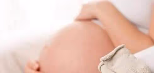 孕媽要注意,這兩個時間胎兒踢肚子,那是寶寶覺得「很委屈」了