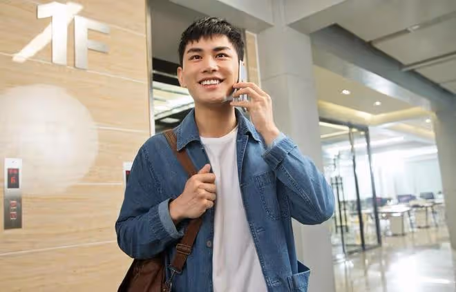 失去母親後,弟弟打電話說來我家過年,害怕我一個人太冷清