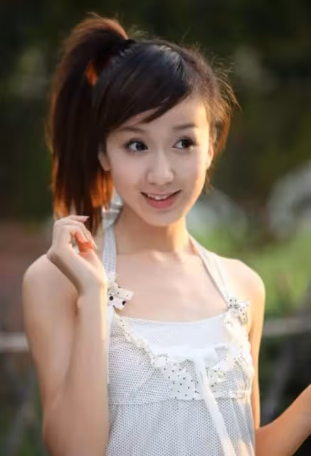 看了37歲楊冪和49歲林志玲的生圖,治好了我的容貌焦慮