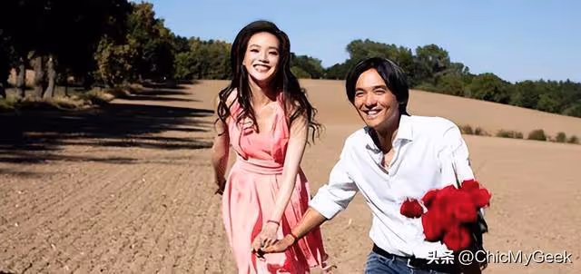 舒淇曬中式婚照慶結婚8周年，馮德倫曾告白：看到婚戒就開心！