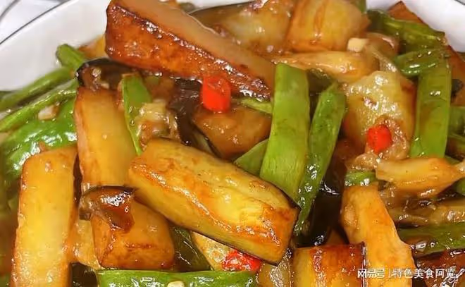 壓箱底的家常菜譜,解饞下飯的茄子燒土豆,0基礎教程,嘎嘎好吃