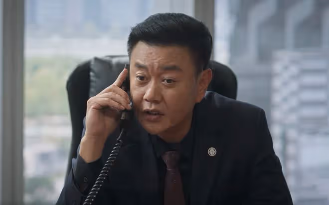 《城中之城》蘇見仁、田曉慧下線，趙輝只用一招，謝致遠悽慘入獄