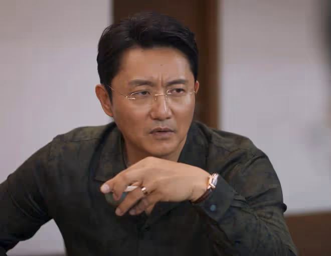 《城中之城》蘇見仁、田曉慧下線，趙輝只用一招，謝致遠悽慘入獄