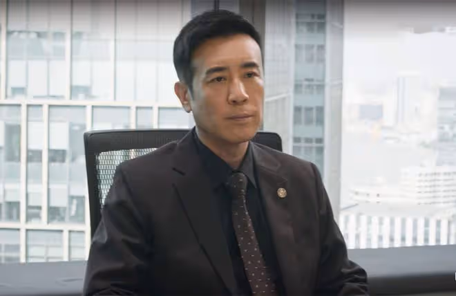 城中之城：直到李森降職、趙輝成行長，陶無忌都不知，田曉慧背叛