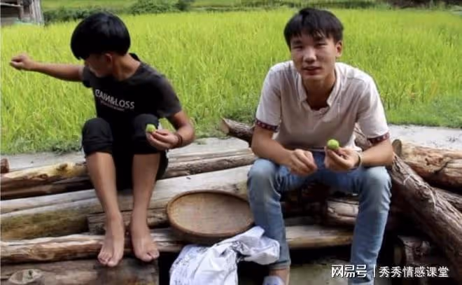 朋友結婚我隨禮1000,晚上收到朋友簡訊說斷交,1000少嗎?