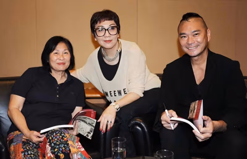 香港服裝設計師患大腸癌離世，癌細胞擴散到肝部，手術後昏迷多日
