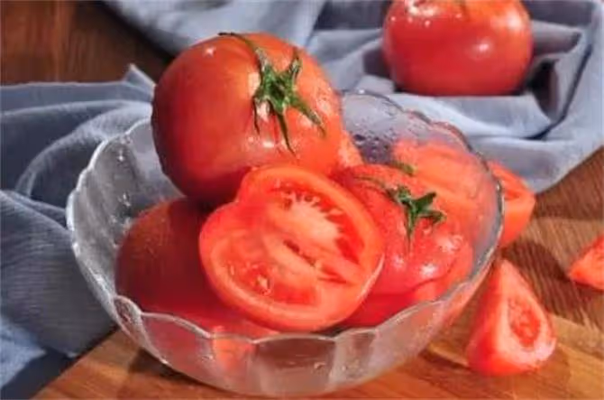 西紅柿是酸性還是鹼性?西紅柿雖好,但這3類人建議少吃或不吃