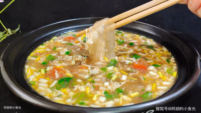 雞湯、骨湯不如這碗湯！花小錢煮一碗，引爆好食慾，特爽滑，飯前一碗吃啥都香