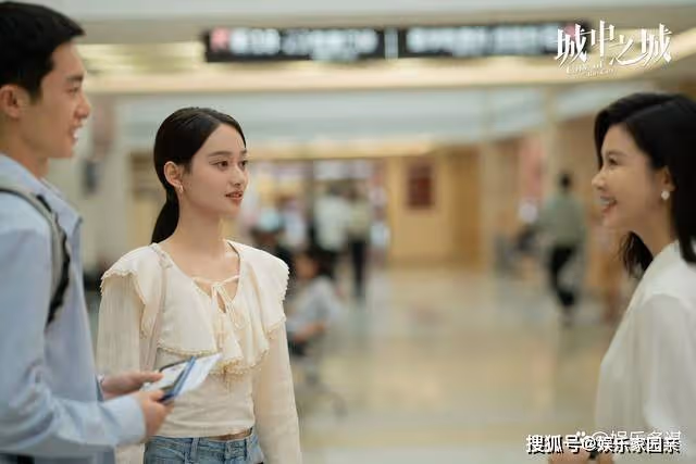 《城中之城》周琳探監一句話,讓趙輝崩潰自殺,所有人都被騙了