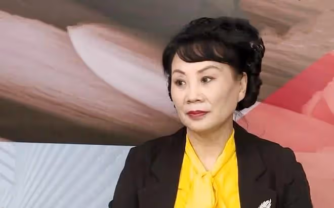 漂亮大媽相親要求多,嫁有錢人住大房子不做家務,大爺扭頭就走