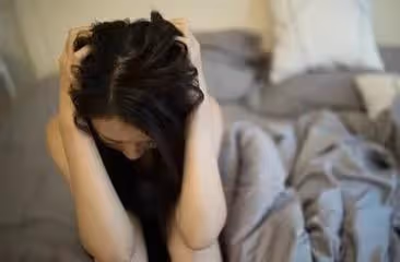 我嫁給了一個提著腦袋下井的礦工,卻不知他還有一個神秘的繼父