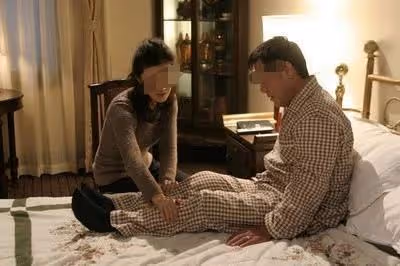 我是個懦弱的男人,愛上保姆卻不敢承擔責任,自私的逃回了家鄉