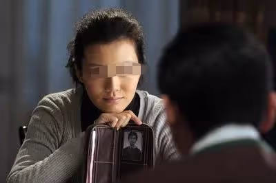我是個懦弱的男人，愛上保姆卻不敢承擔責任，自私的逃回了家鄉