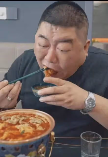 痛惜：數位吃播網紅，年紀輕輕，相繼驟然離世，其背後隱藏了什麼
