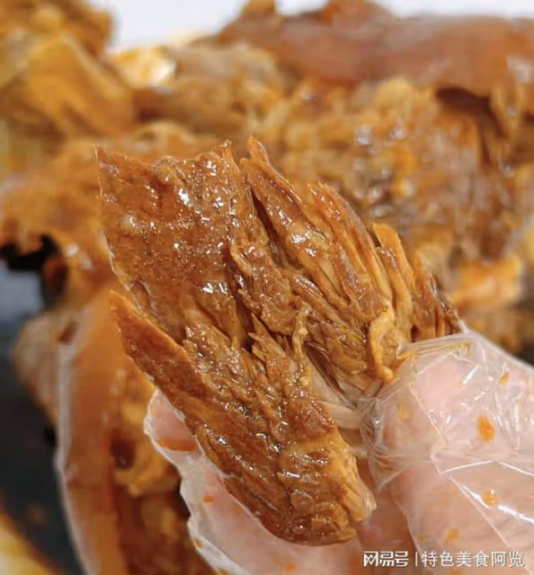 軟爛脫骨的【醬肘子】!黏糊入味,滿滿膠汁,饅頭沾湯都好吃~
