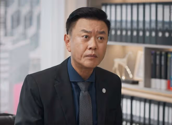 城中之城：直到周琳投靠吳顯龍，趙輝還不知道，為何她爬上自己床
