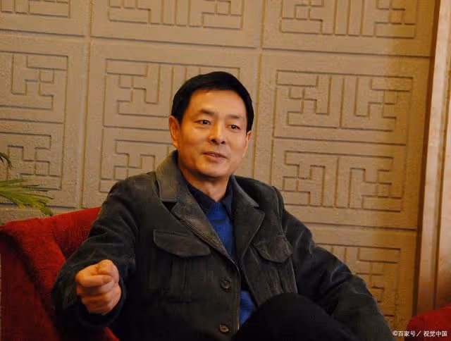 城中之城反轉來了!謝致遠最大漏洞不是田曉慧,而是不起眼的他