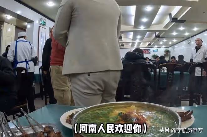 伊拉克老王:曾被子彈擊中腹部,卻被中國河南人一頓飯弄哭3次