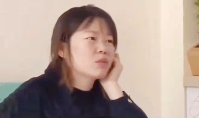 妻子出軌男同學並產子,要求丈夫對孩子負責,丈夫:給我50萬再說