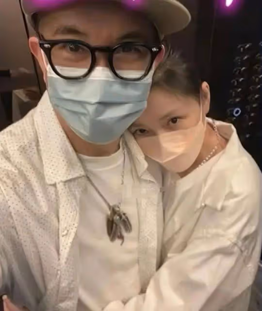 大S秀恩愛了!與具俊曄電梯合影,難道是為了氣汪小菲?