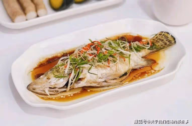 清蒸魚,蒸幾分鐘?熱水上鍋還是冷水?記住這5點,魚肉鮮香嫩滑