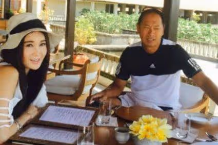 第一美女溫碧霞,不能生子卻也被豪門老公寵愛18年,今活得像仙女