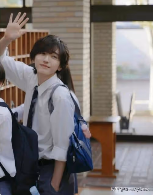 日本千年一遇美男子，21歲榮登國寶級男星！