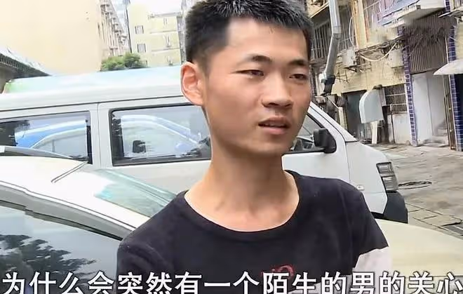 漂亮妻子出軌前男友,丈夫求她回歸家庭,妻子:你要給我10萬補償