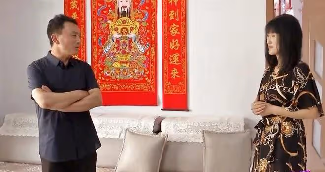 55歲大叔相親,要求對方給他生孩子,大媽回懟:我不想當生育工具