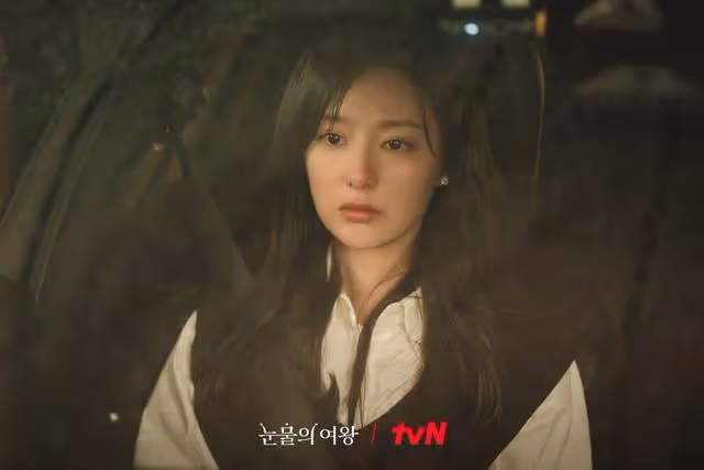 《淚之女王》怎麼癲成這樣?集齊韓劇老梗,網氣炸:真的看不下去