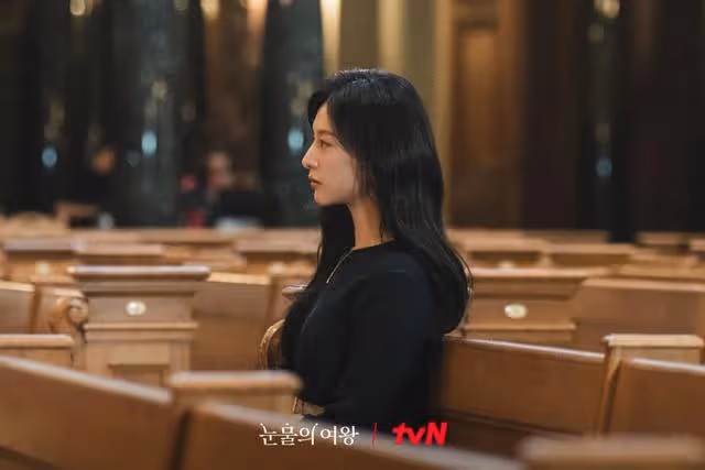 《淚之女王》怎麼癲成這樣?集齊韓劇老梗,網氣炸:真的看不下去