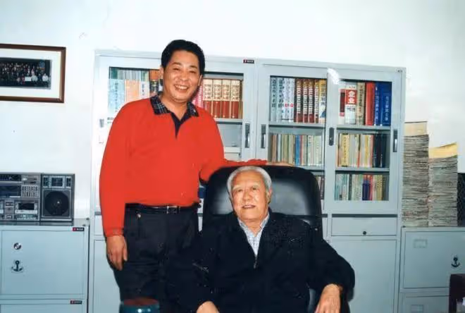 66歲相聲藝術家去世！早年帶妻子定居美國，臨終心愿想回國安葬