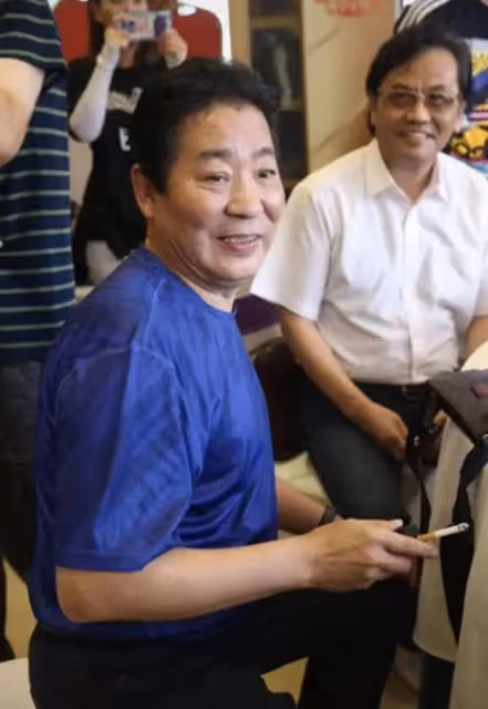 66歲相聲藝術家去世!早年帶妻子定居美國,臨終心愿想回國安葬