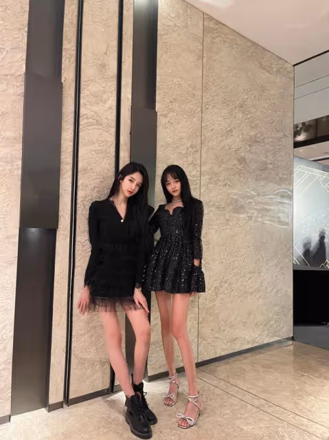 18歲網紅帥哥變美女!身材好穿衣還時髦,顏值一點也不輸女明星