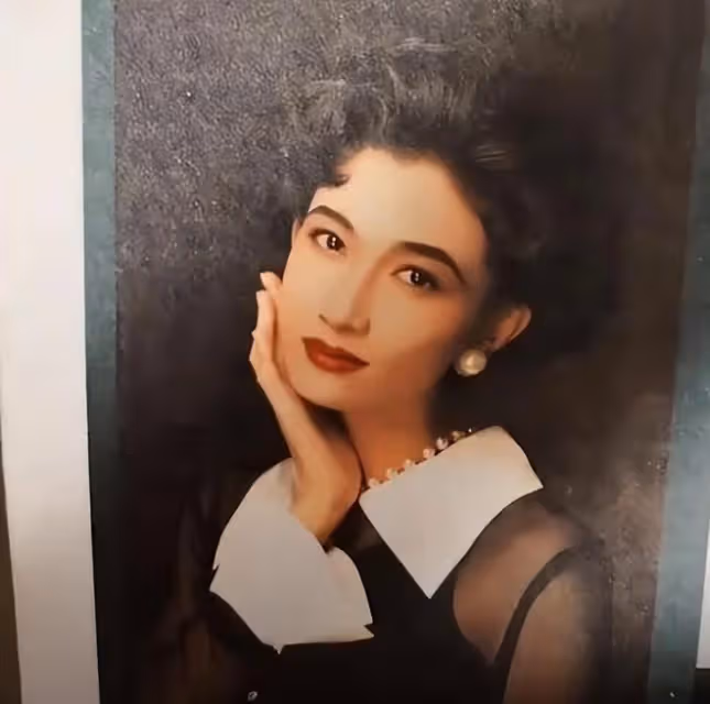 吳綺莉精神狀態令人擔心：發舊照懷念過往，故意迴避女兒的問題
