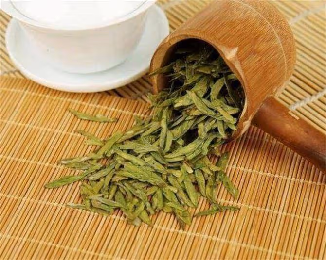 龍井茶是綠茶還是紅茶?為什麼龍井茶的價格差距會這麼大?