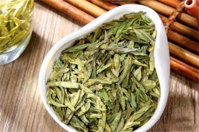 龍井茶是綠茶還是紅茶?為什麼龍井茶的價格差距會這麼大?