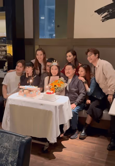 TVB小花離巢後仍獲劇組演員慶生!感動落淚:今年好多變化