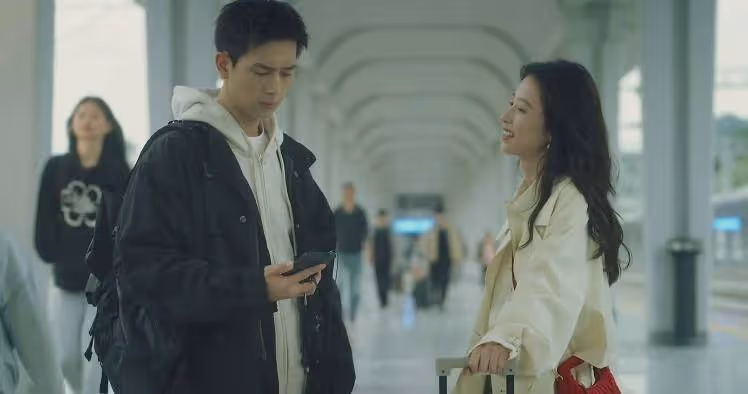《群星閃耀時》《春色寄情人》各看4集,一個已棄,一個看上癮