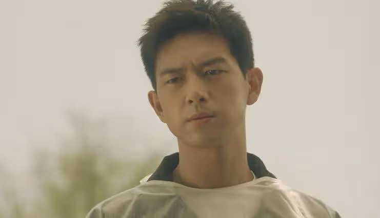 《群星閃耀時》《春色寄情人》各看4集,一個已棄,一個看上癮