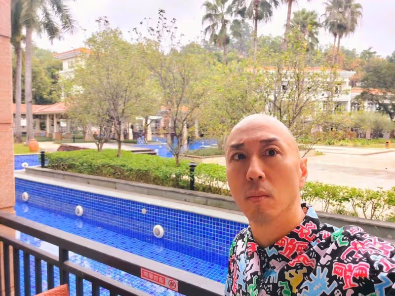 TVB知名綠葉曬鋼條型身板，51歲開始健身，曾被誤診患骨癌