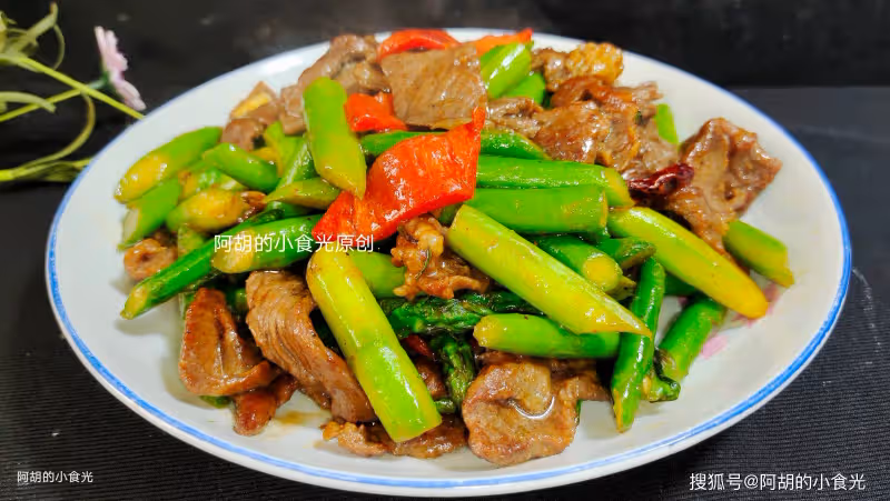 春天最不能忘記吃的菜,難怪是「蔬菜之王」!和牛肉一炒,營養大好處、特鮮嫩