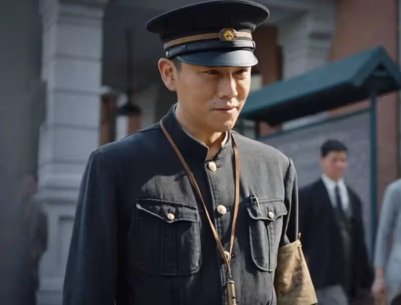 《哈爾濱1944》：宋卓文根本不懂，哥哥暗殺關雪的真相，多難為情