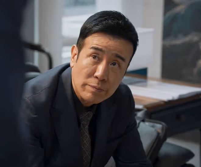 《城中之城》直到被自己三個弟子背叛，趙輝才發現，戴行死得不冤