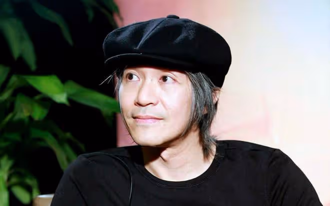 周星馳綜藝首秀引熱議，網友期待與擔憂並存