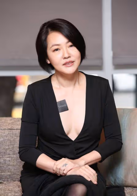 小S節目主動提《哈利波特》精裝版梗，網友質疑其消費大S